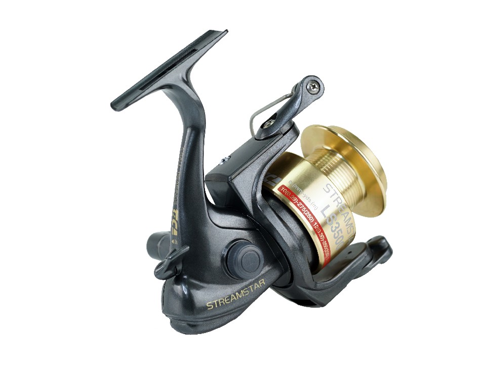 Tackle Direct: 🚨 Get a FREE Star S8000 Reel with Any Star Rods